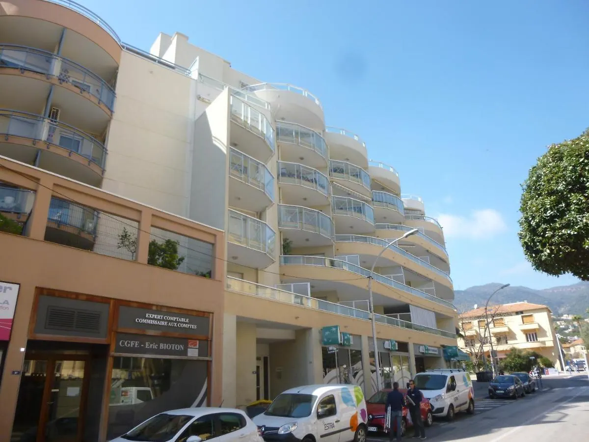 Joli Studio Avec Terrasse Proche Plages Cavalaire-sur-Mer 0*,  Francie